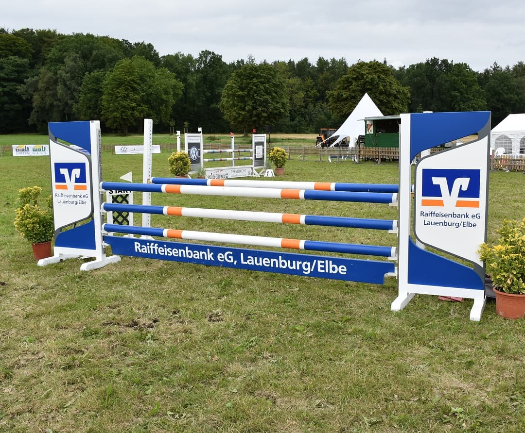 Hindernissprung der Raiffeisenbank eG, Lauenburg/Elbe Hindernissprung der Raiffeisenbank eG, Lauenburg/Elbe